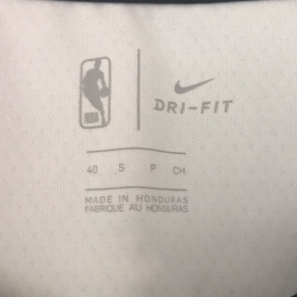 ✨HOST PICK✨ 🏀TYLER HERRO NBA JERSEY🏀 - Picture 3 of 5